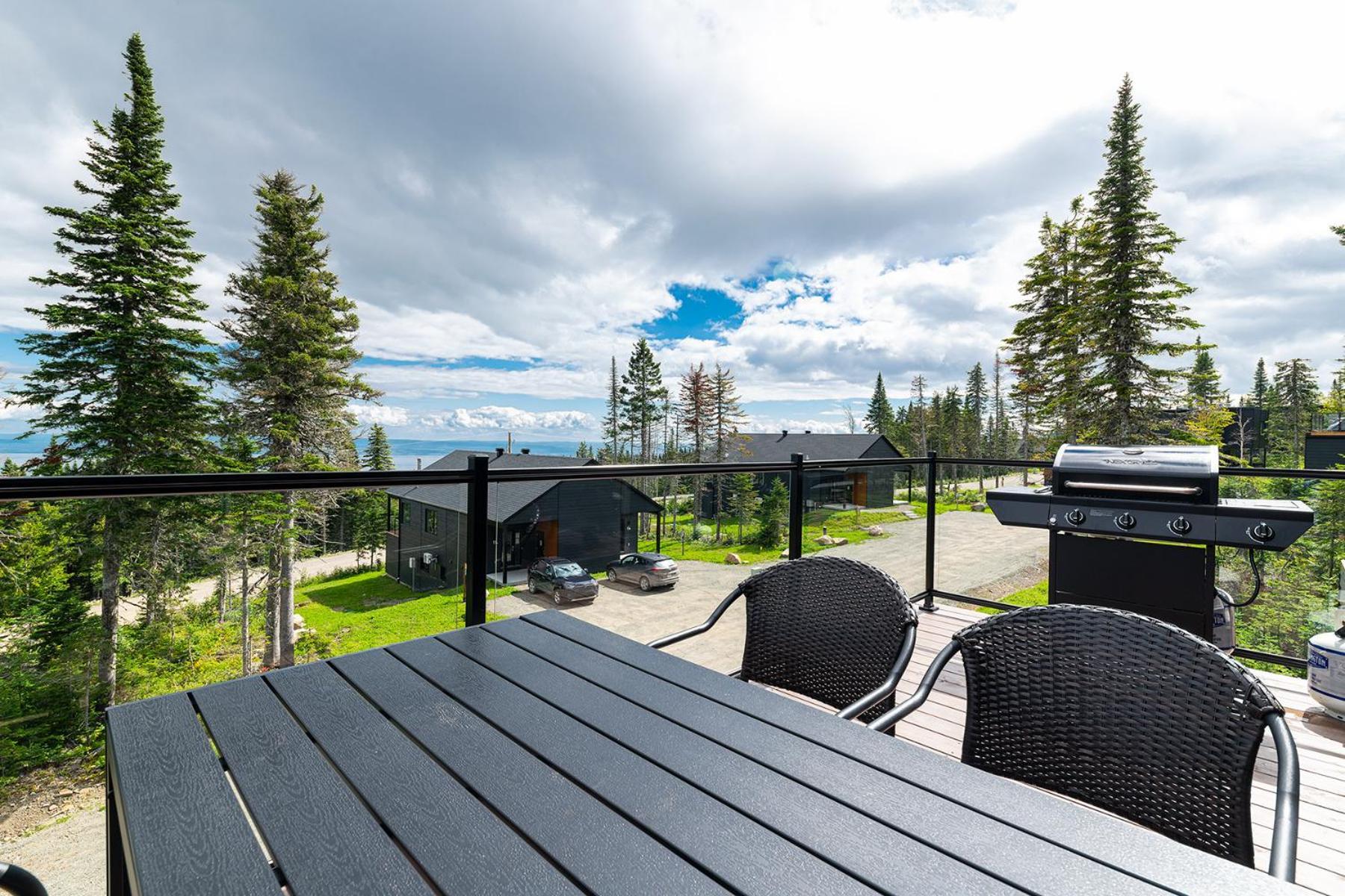 Les Du Massif De Charlevoix Chalet
